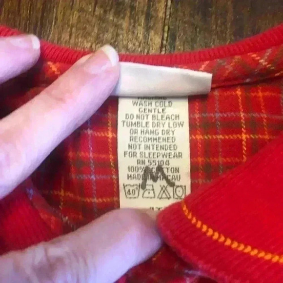 Le Top | Red Plaid Flannel Button Down Dress, Felt & Embroidery Squirrel & Tree - Picture 7 of 7